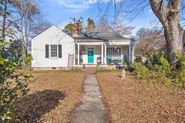 bungalow-style home featuring covered porch