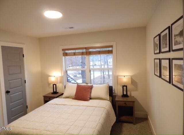 view of carpeted bedroom