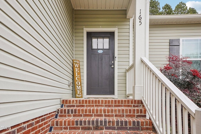 view of property entrance