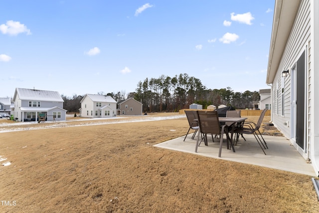 view of yard with a patio area