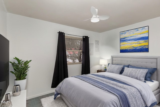 bedroom featuring carpet floors and ceiling fan