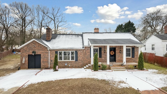 view of front of property