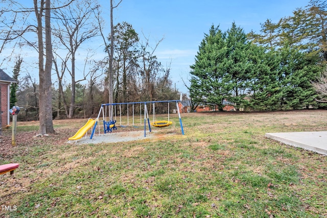 view of yard featuring a playground