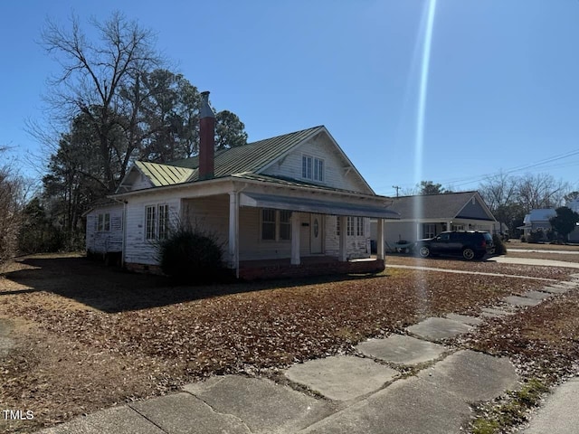 view of side of property