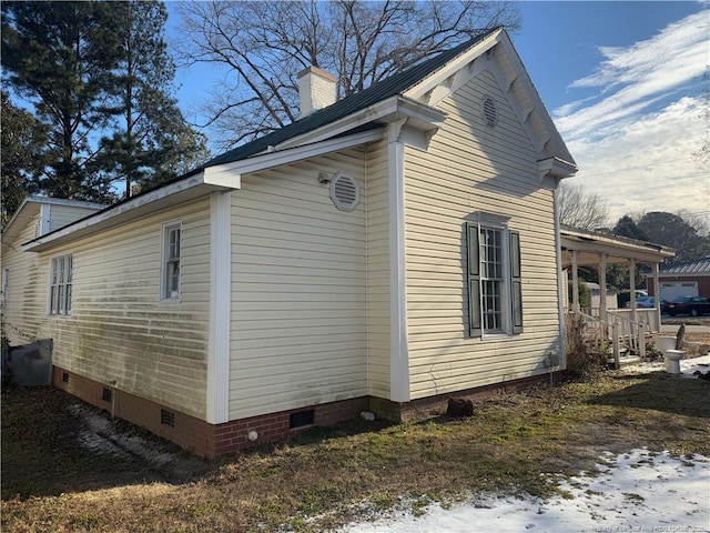 view of property exterior