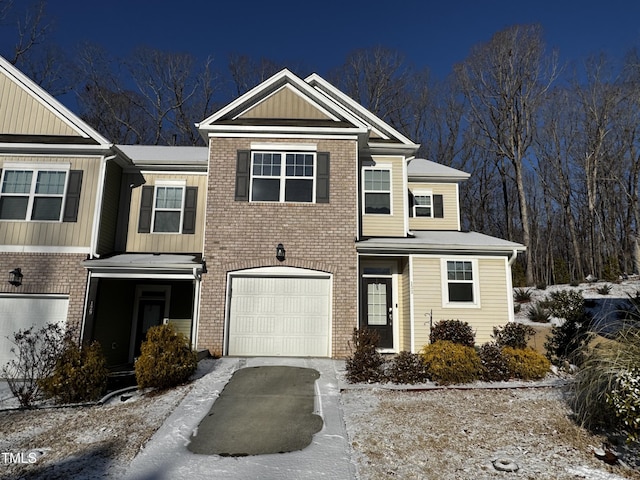 view of front of property featuring a garage