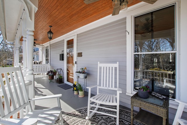 view of patio featuring a porch and a ceiling fan