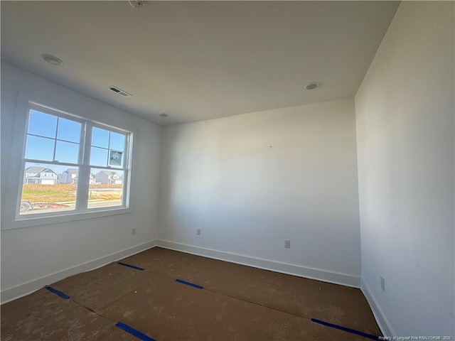 112 Peeler Cir, Raeford, NC 28376 - unfurnished room featuring baseboards and visible vents