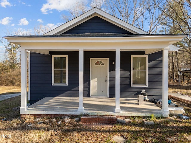 view of front facade with a porch