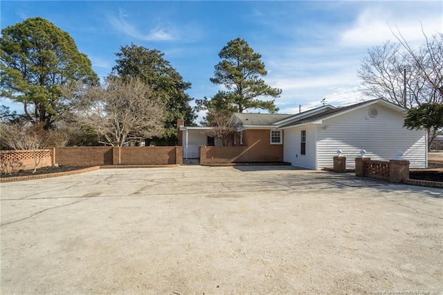 6628 Camden Rd, Fayetteville, NC 28306 - view of back of property