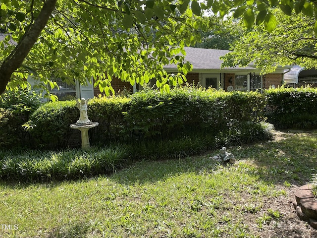 2612 Academy St, Sanford, NC 27332 - view of yard