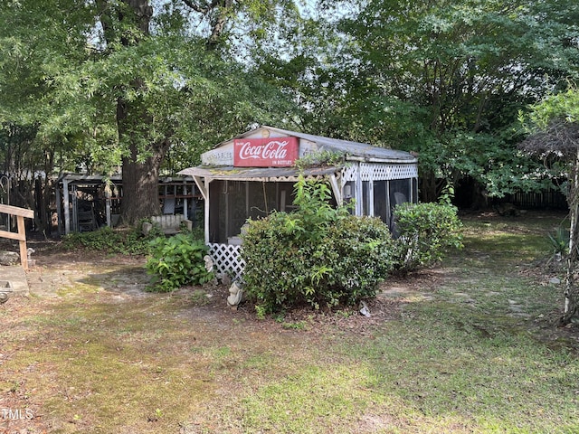 2612 Academy St, Sanford, NC 27332 - view of yard