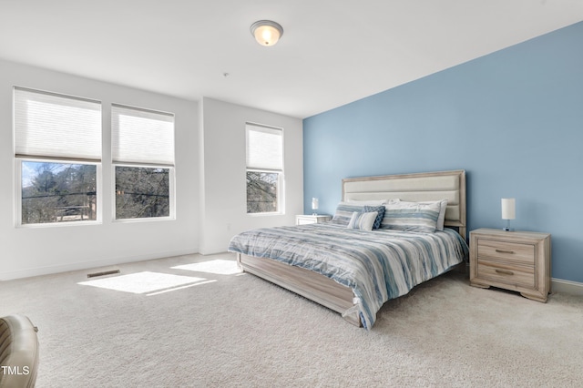 bedroom featuring carpet flooring