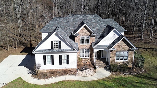 view of front facade with stone siding