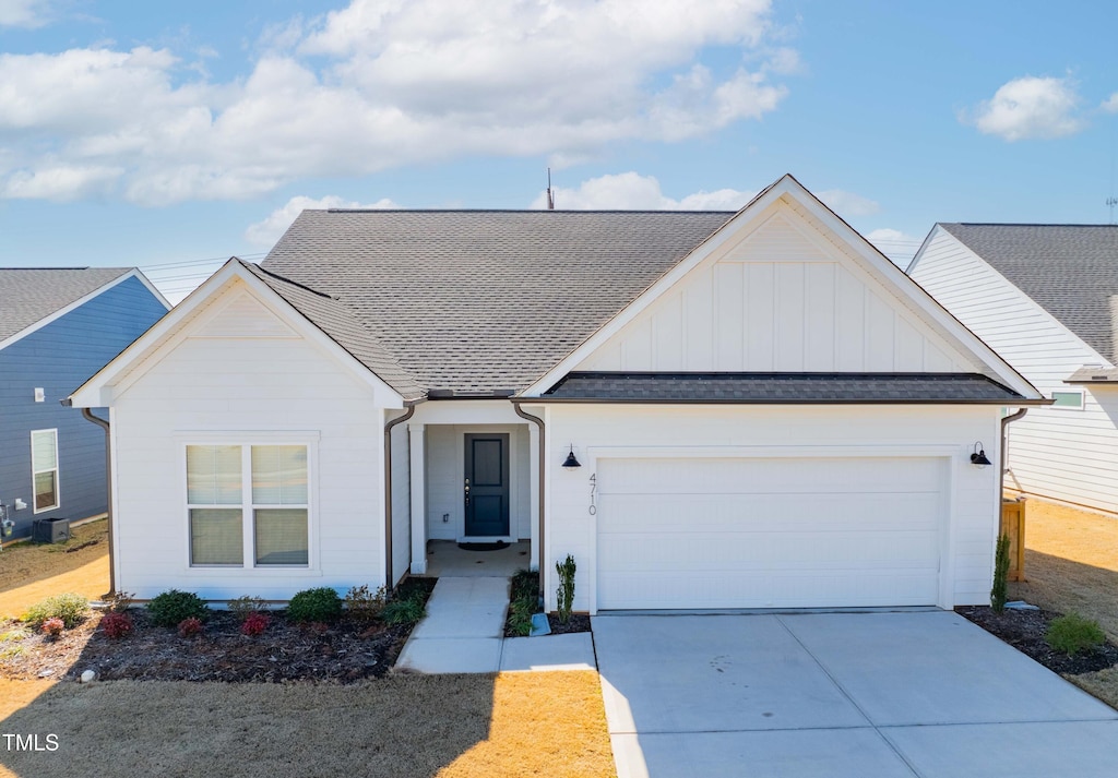 view of front of house featuring a garage