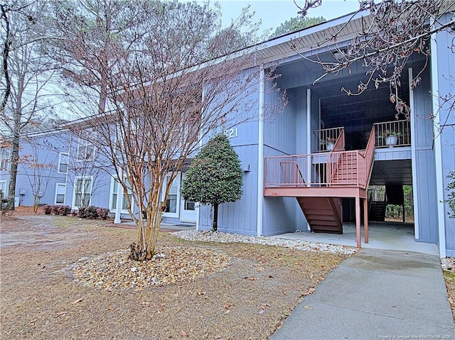 view of building exterior