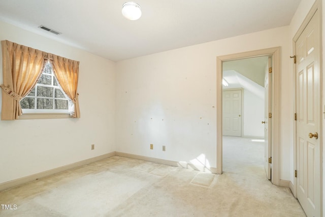 view of carpeted spare room