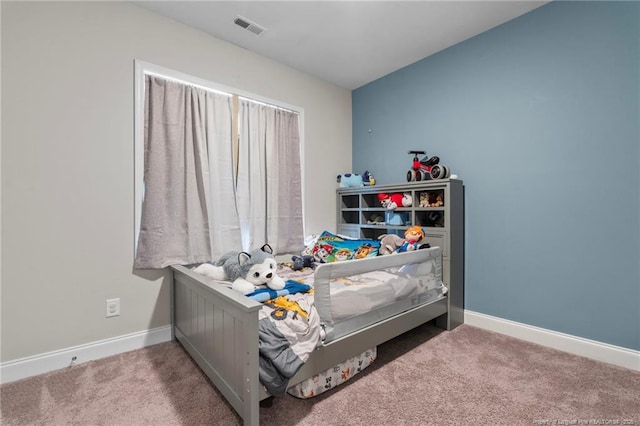 bedroom featuring carpet floors