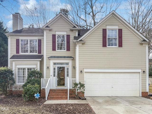 view of front property featuring a garage