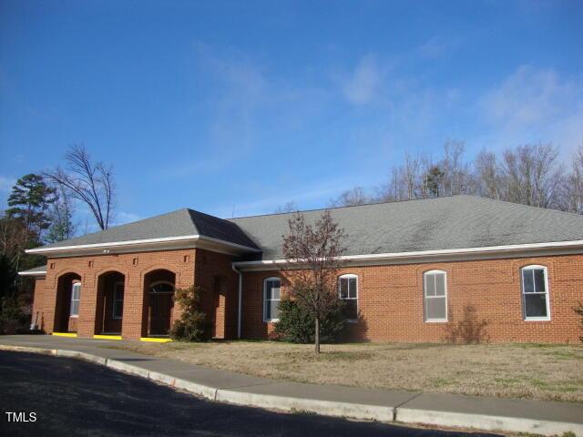 view of single story home