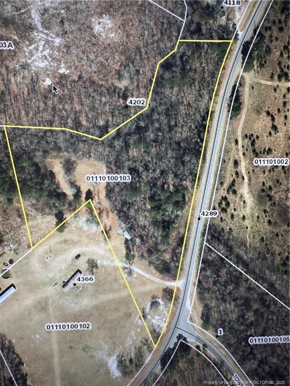 Listing photo 2 for LOT2 Midway Rd, Maxton NC 28364