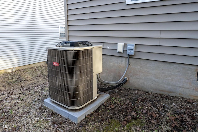 412 N Cooper St, Clayton, NC 27520 - exterior view of central AC