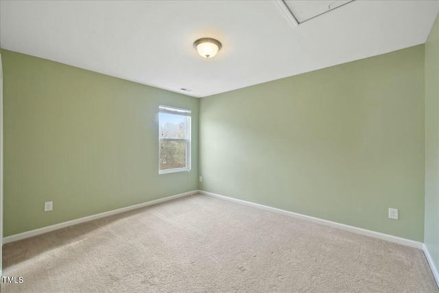 view of carpeted spare room