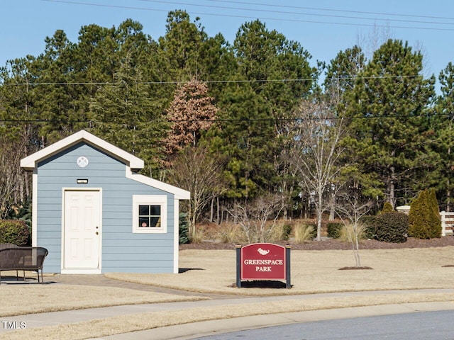 view of outdoor structure