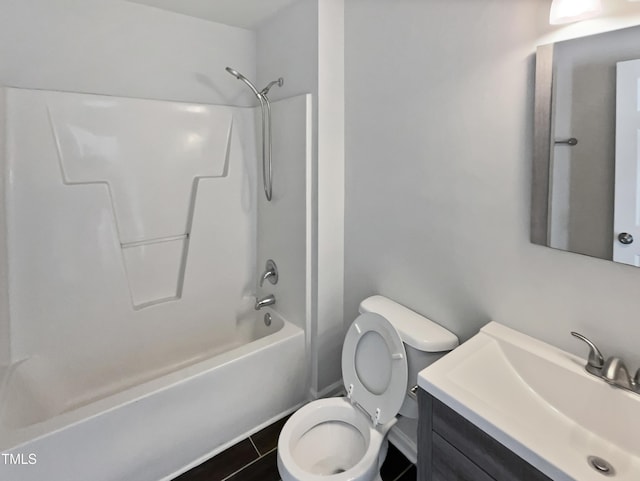 full bathroom featuring vanity, toilet, and shower / bathing tub combination