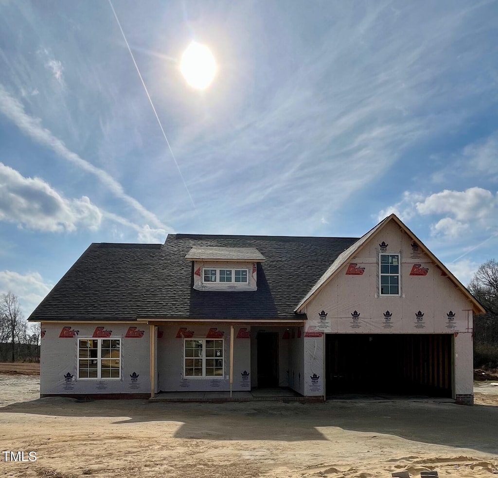 view of front of home featuring a garage