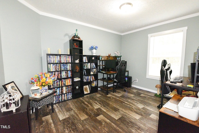 home office featuring crown molding, a textured ceiling, baseboards, and wood finished floors