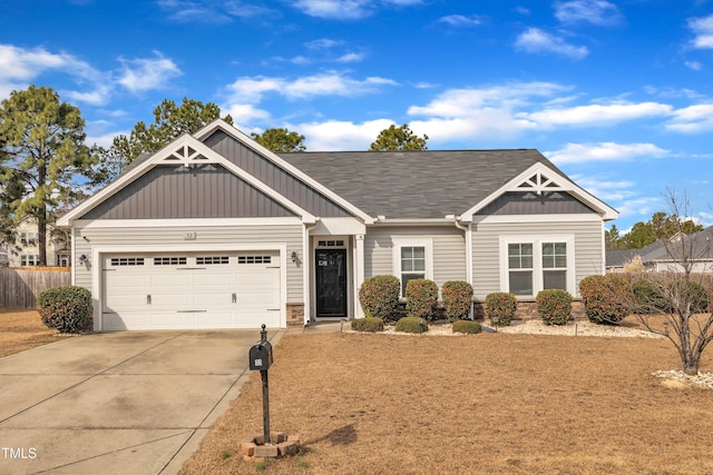 view of front facade featuring a garage