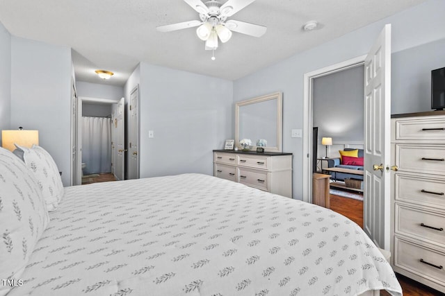 bedroom featuring ceiling fan