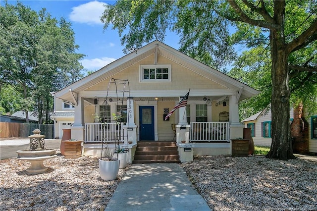 view of front facade featuring a porch