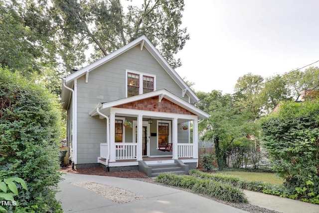 view of front of property with covered porch