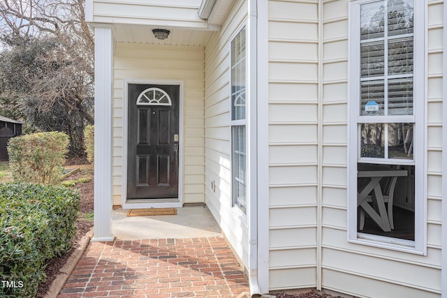 view of property entrance