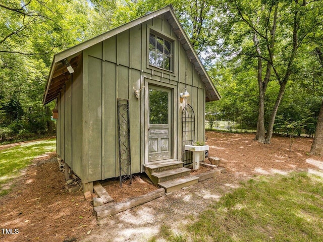 967 Bynum Rd, Pittsboro, NC 27312 - view of outbuilding featuring entry steps