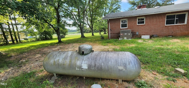 view of yard featuring cooling unit