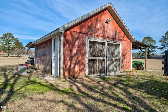 view of outdoor structure with an outdoor structure