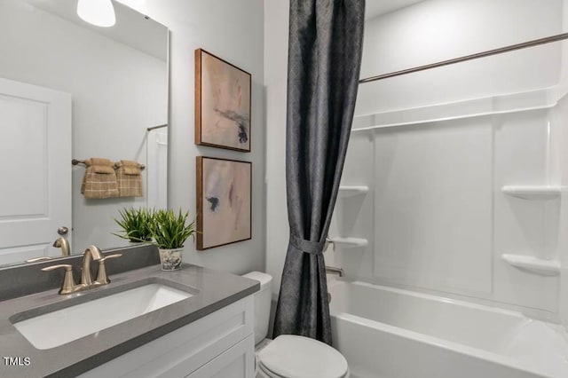 full bathroom featuring vanity, toilet, and shower / bath combo