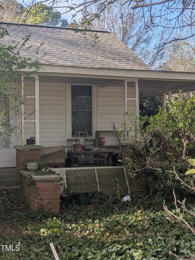 exterior space with a porch