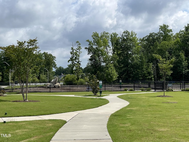 2708 Chert Ln, Raleigh, NC 27610 - view of property's community