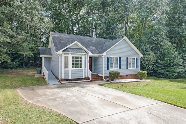 view of front of home with a front yard