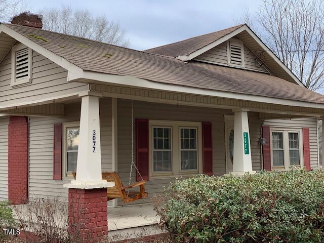 view of front of home with covered porch