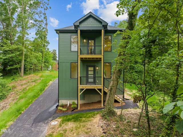 view of rear view of house