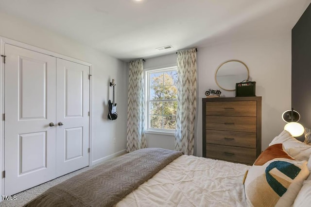 bedroom with a closet