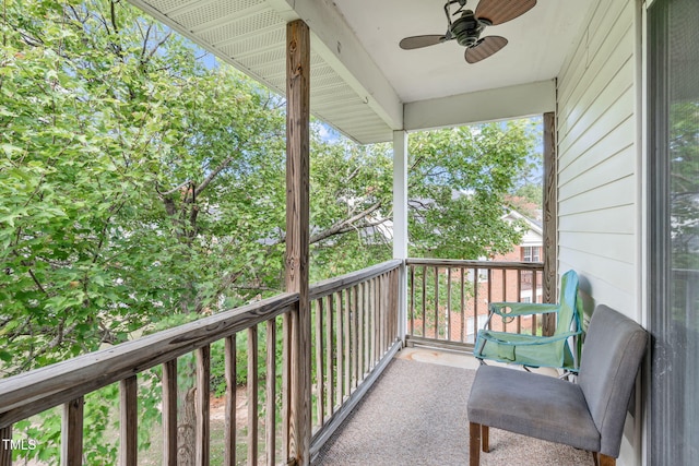 balcony featuring ceiling fan