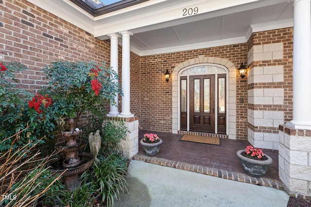 doorway to property with covered porch