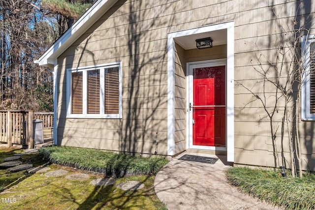 view of property entrance