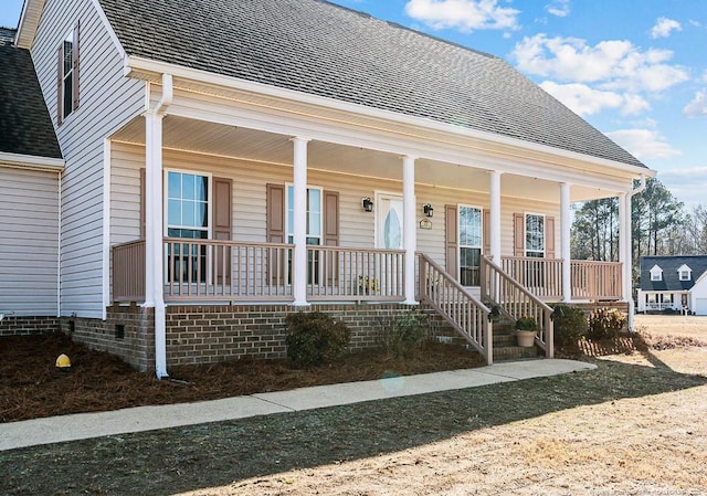 view of front of house with covered porch